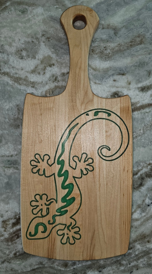 Small Maple cutting Board with Epoxy Inlay Lizard